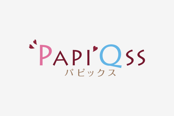 PAPI’Qss ロゴ